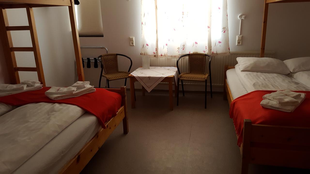 Guesthouse Leirubakki Asolfsstathir Kültér fotó